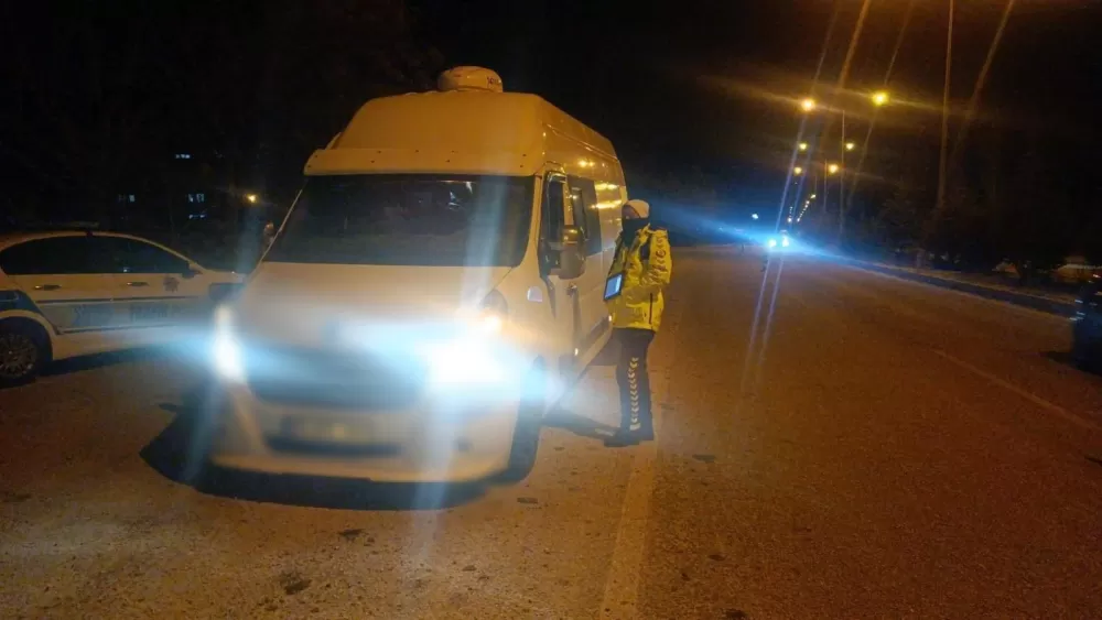 Burdur’da sıkı denetim Usulsüz çakar ve motosikletlere yakın takip