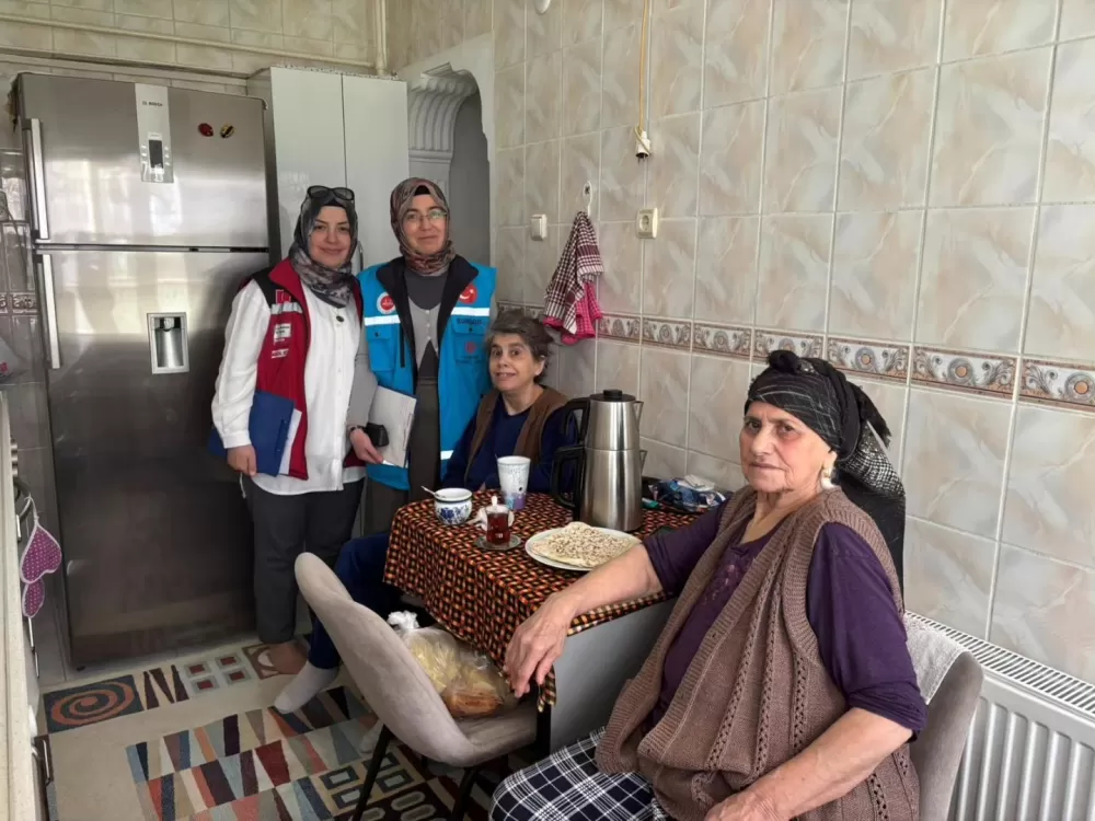 Burdur’da sosyal destek ziyaretleri devam ediyor