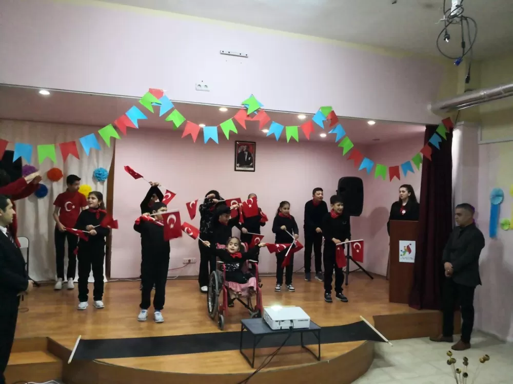 Kaymakam Kuruca’dan Otizm Farkındalık Günü’nde anlamlı ziyaret