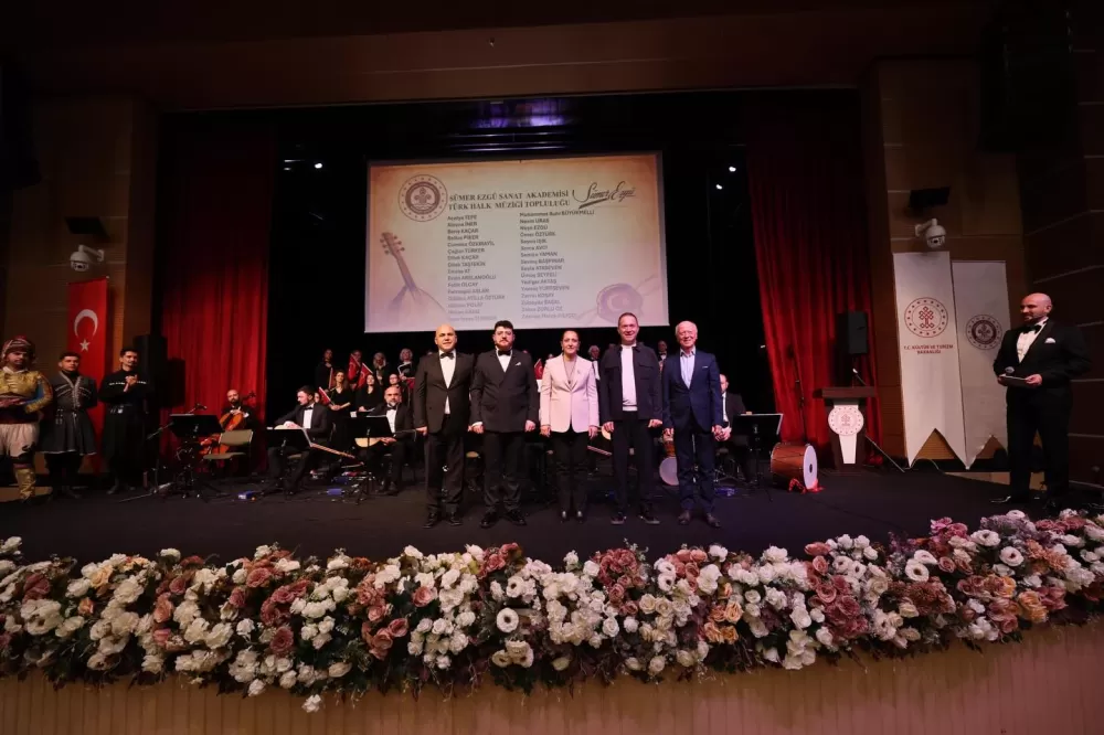 Burdur'da kahramanlık türküleri konseri! Duygu dolu anlar yaşattı