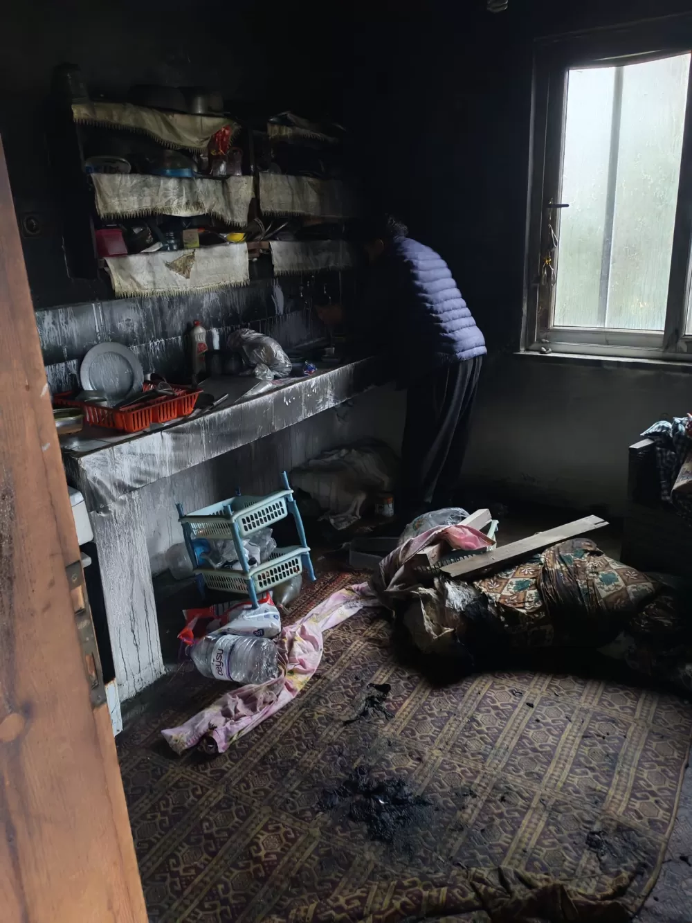 Antalya'da yangında ev kül oldu Kur'an-ı Kerim zarar görmedi