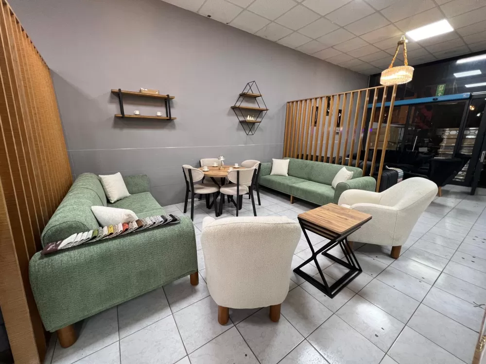 Bucak’ta Modern Mobilya Kapılarını Açtı