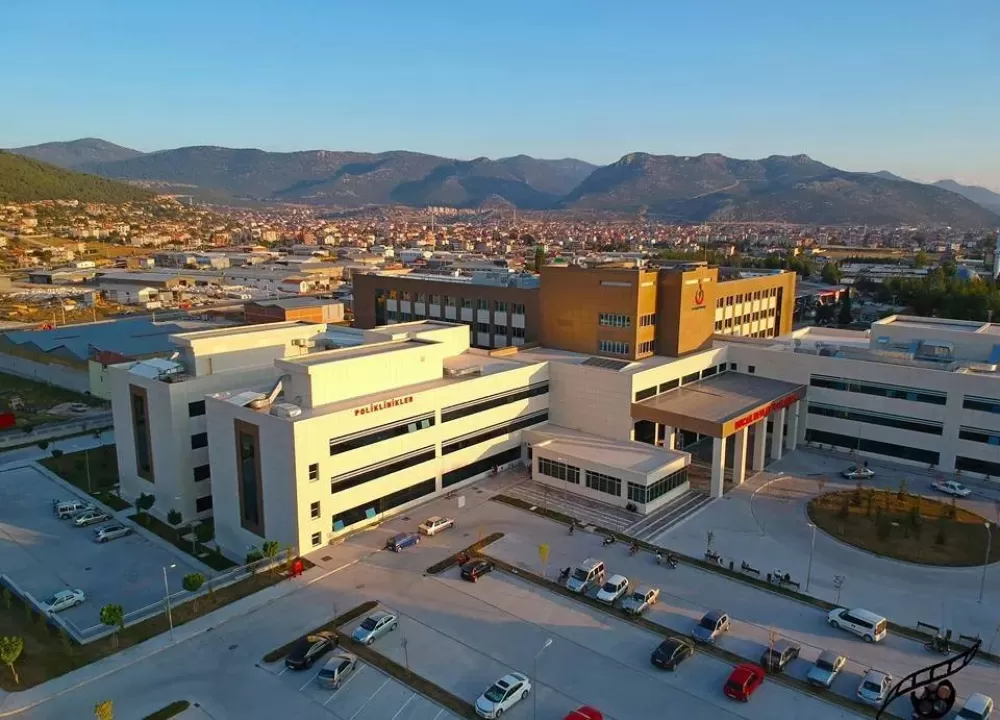 Bucak'ta Her Gün 200 Hasta Şifa Buluyor