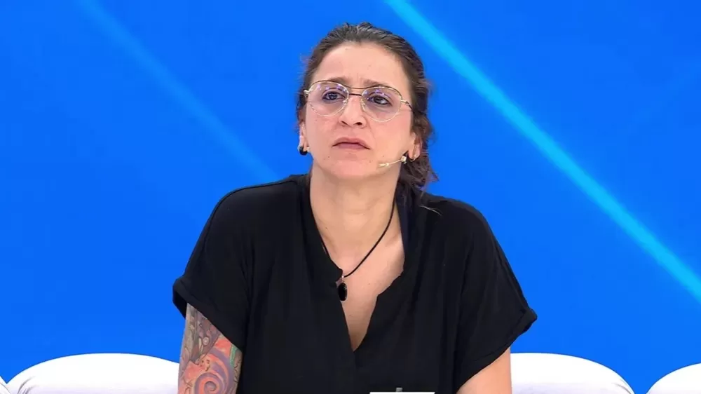 Metin Akpınar ve Duygu Nebioğlu arasında gerilim sürüyor