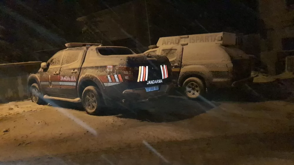Isparta Yalvaç'ta 2 Çoban ve Koyunları Tipi ve Heyelan nedeniyle Dağda mahsur kaldılar
