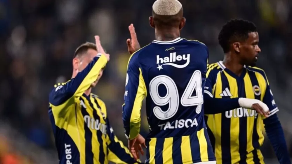 Fenerbahçe’den kritik galibiyet! Talisca hat-trick yaptı