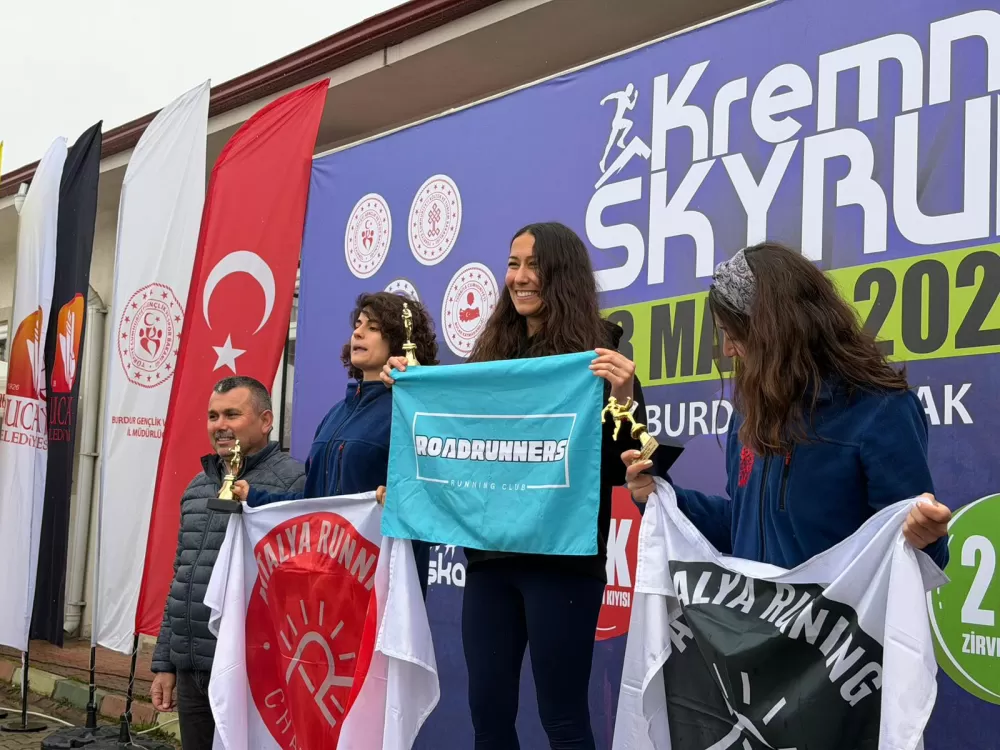 Bucak’ta spor ve tarih buluştu Kremna Sky Run yoğun ilgi gördü