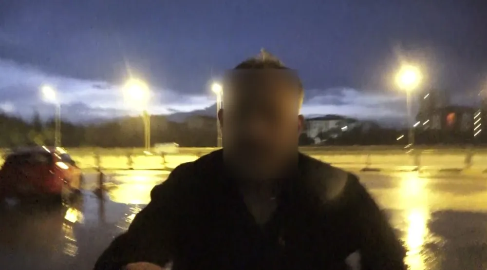 Isparta'da Alkol Denetiminde Olay Çıktı: Su İçse de Kurtulamadı, Gazeteciye Saldırdı!