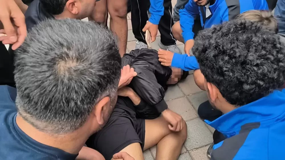 Amedspor kutlamasında kaza! Konvoyda öğrenciye çarpıldı
