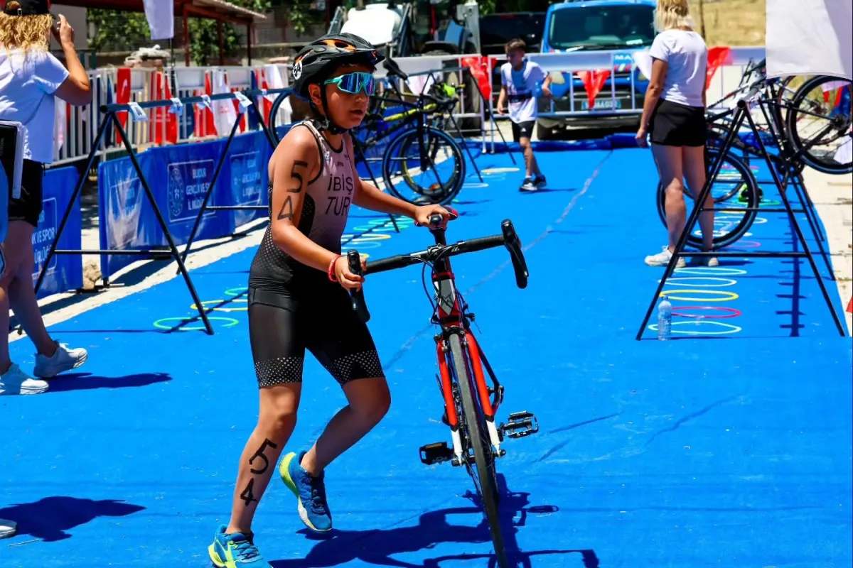 Burdur Karakent’te İlk Kez Duatlon Yarışması Düzenlendi