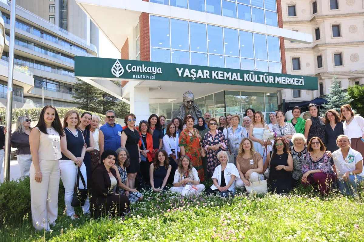 Çankaya’da Cam ve Resim Sergisi Sanatseverlerle Buluştu