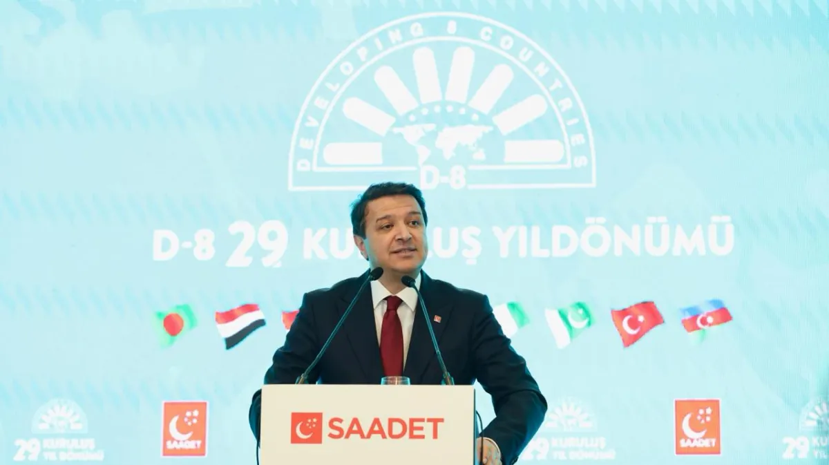 Mahmut Arıkan’dan D-8’e Güçlü Vurgu