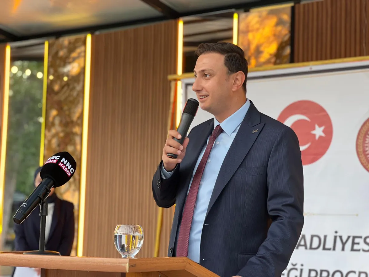 Bucak Adliyesi'nde ayrılık vakti Emeklere teşekkür ve veda