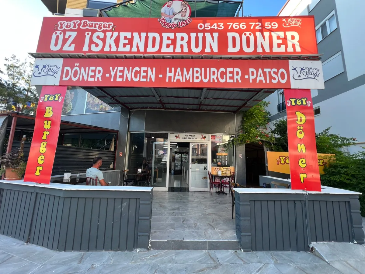 Y&Y Burger’den Bucak’ta odun ateşinde Hatay usulü döner