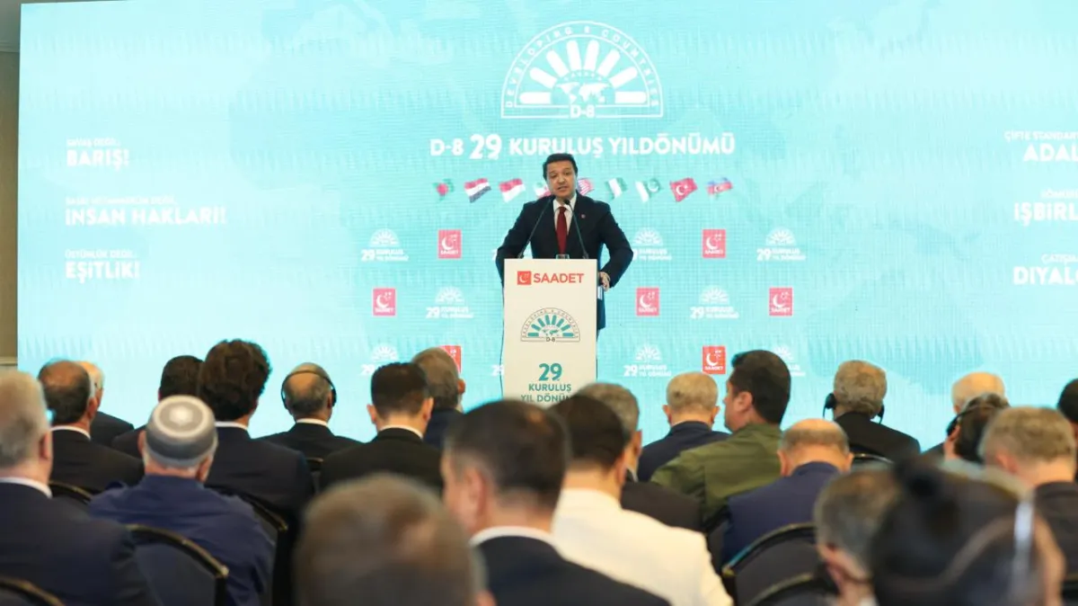 Mahmut Arıkan’dan D-8’e Güçlü Vurgu