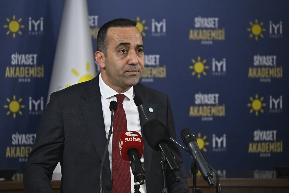 Dervişoğlu: “Türkiye’nin İhtiyacı, Siyaseti Yeniden Milletin Hizmetine Veren Güçlü Bir İradedir”