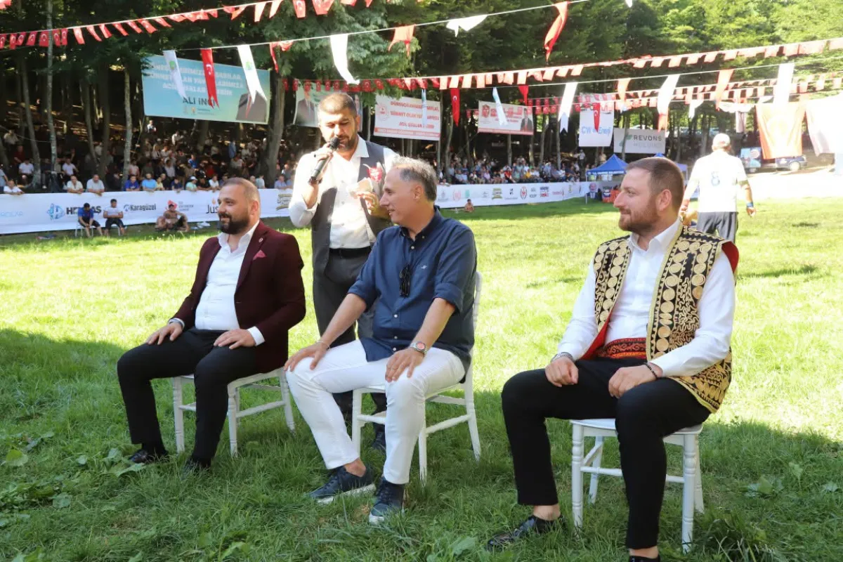 Sakarya Hendek Selman Dede Yağlı Güreşleri'nde 2026 başpehlivanı Güreş ağası  Belli Oldu!