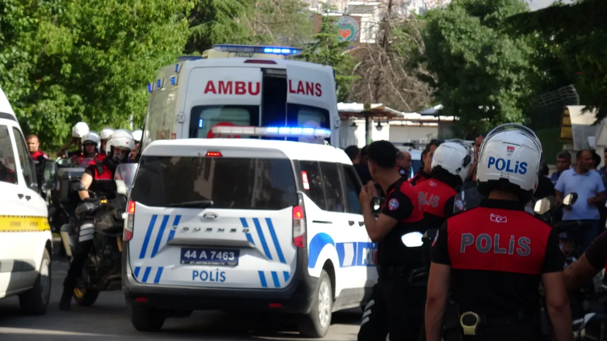 Malatya Yeşilyurt'ta Aile Faciası: Cinnet Getiren Baba Eşini ve Kızını Katletti!