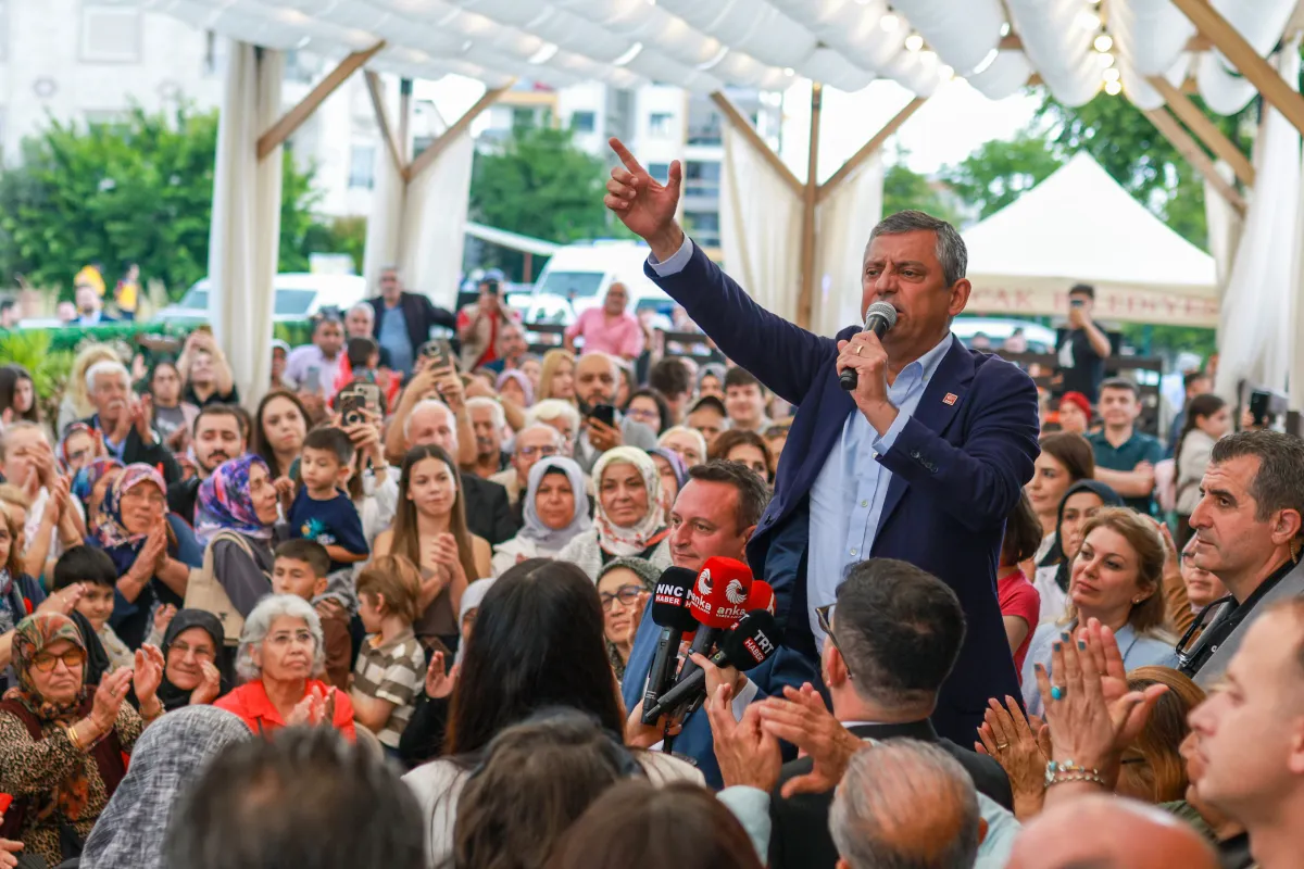 Özgür Özel Burdur'dan Seslendi: “Yolu Açın, Hep Birlikte İktidara Yürüyeceğiz”