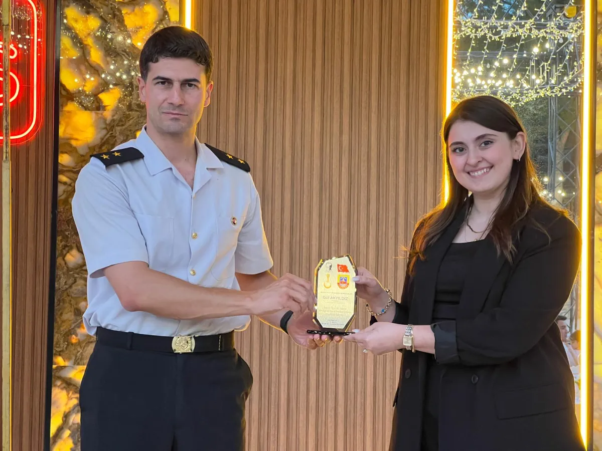 Bucak Adliyesi'nde ayrılık vakti Emeklere teşekkür ve veda