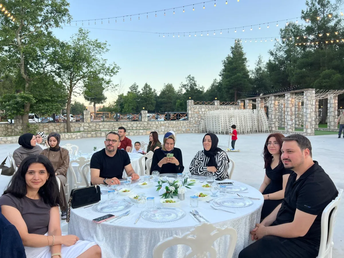 Bucak Adliyesi'nde ayrılık vakti Emeklere teşekkür ve veda