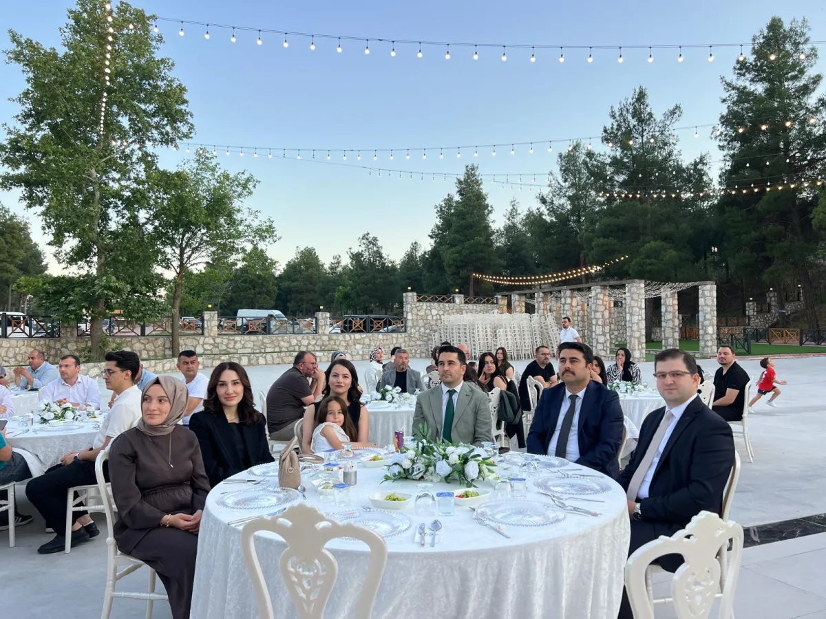 Bucak Adliyesi'nde ayrılık vakti Emeklere teşekkür ve veda