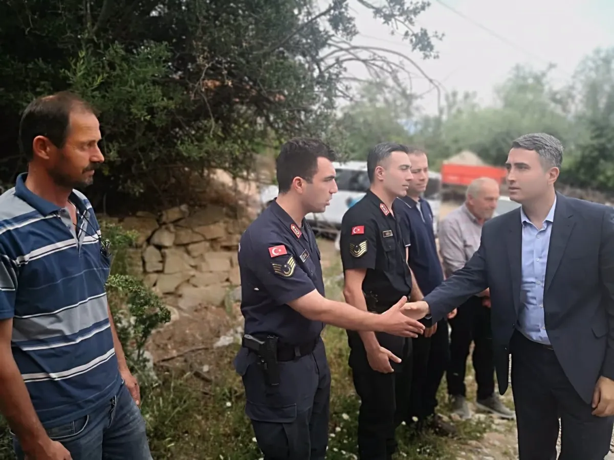 Yüreğil’de evi zarar gören aile yalnız bırakılmadı