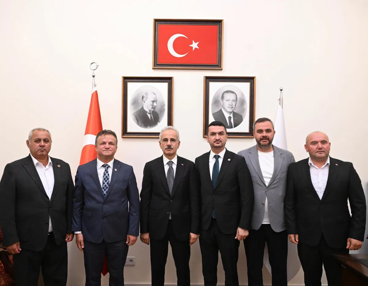 Bucak ve Karamanlı’nın ulaşım ihtiyaçları Bakanlıkta görüşüldü