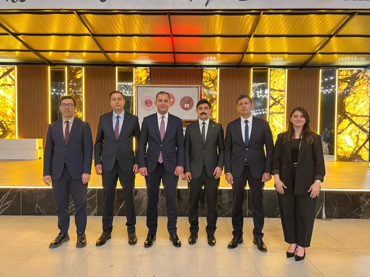 Bucak Adliyesi'nde ayrılık vakti Emeklere teşekkür ve veda