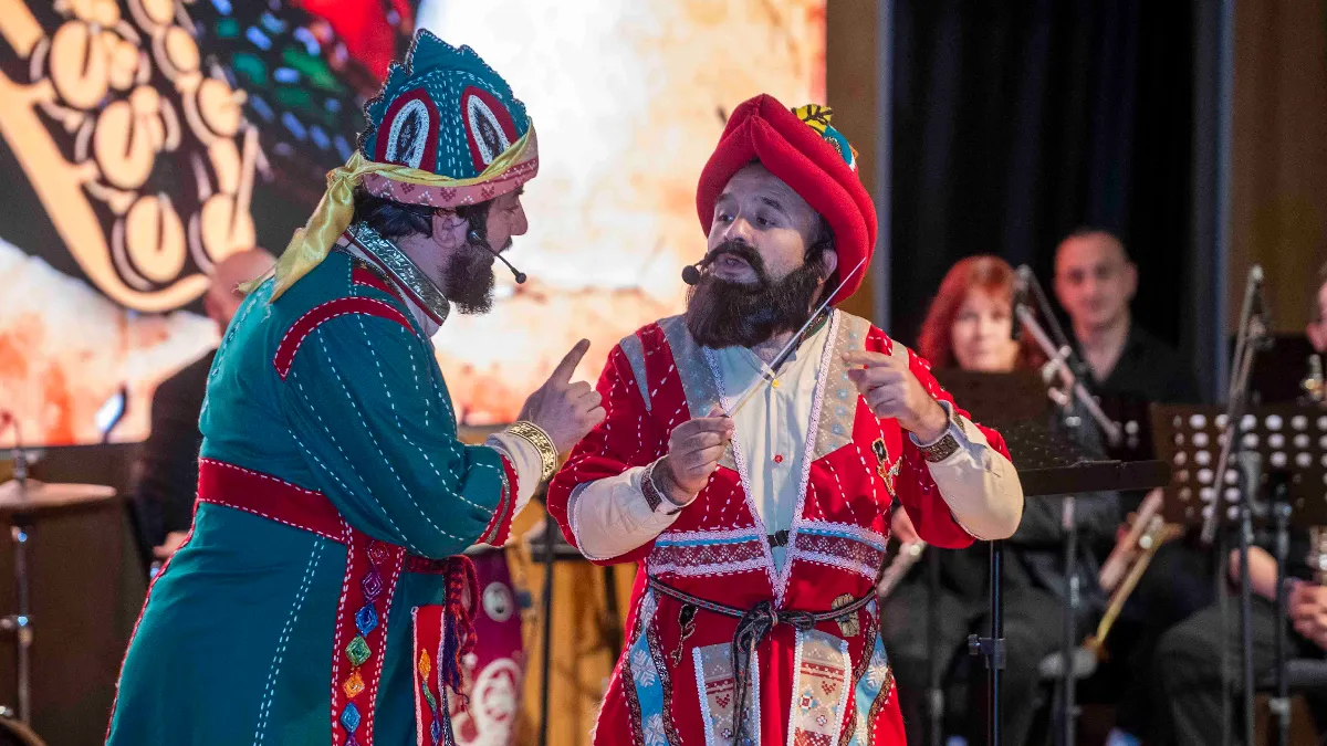 Ankara’da Karagöz ve Hacivat Coşkusu: “Karagöz Konsere Gidiyor” Sezonu 6 Bin 696 Çocukla Tamamladı