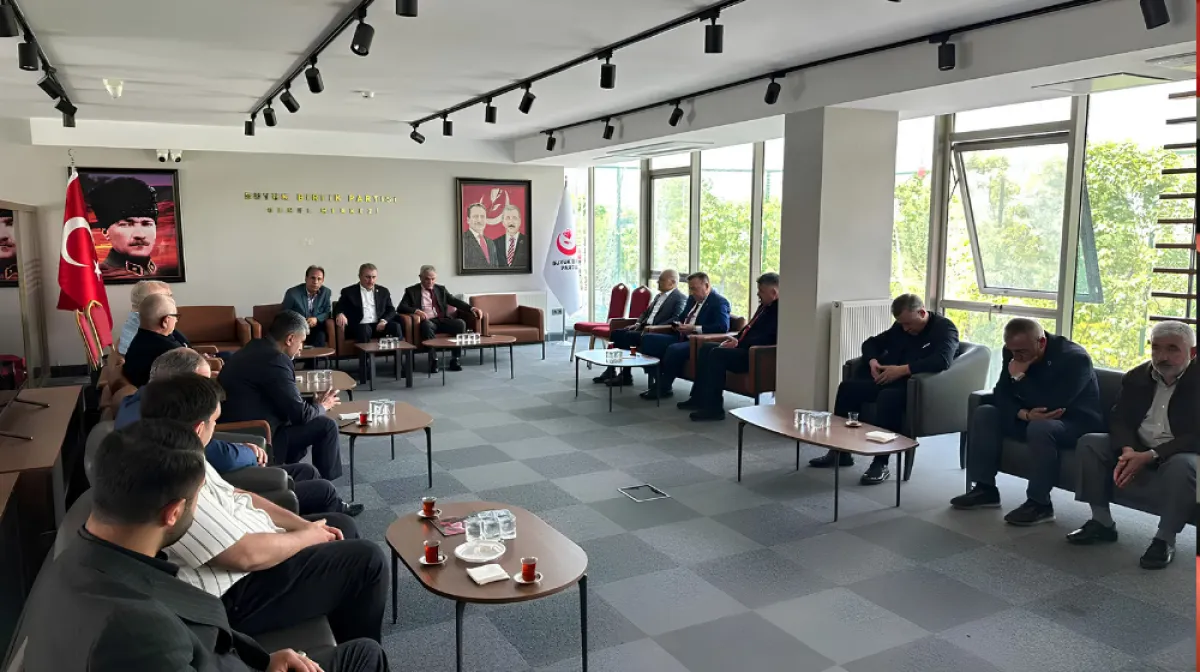 BBP Genel Merkezi’nde Taziye Yoğunluğu