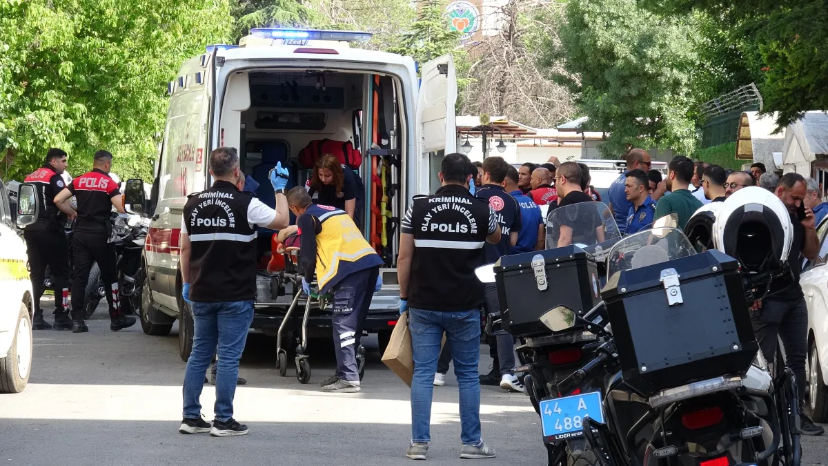 Malatya Yeşilyurt'ta Aile Faciası: Cinnet Getiren Baba Eşini ve Kızını Katletti!