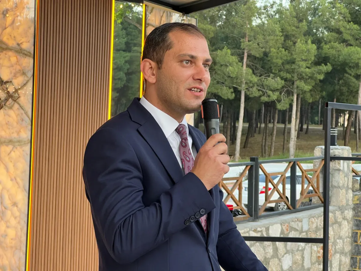 Bucak Adliyesi'nde ayrılık vakti Emeklere teşekkür ve veda