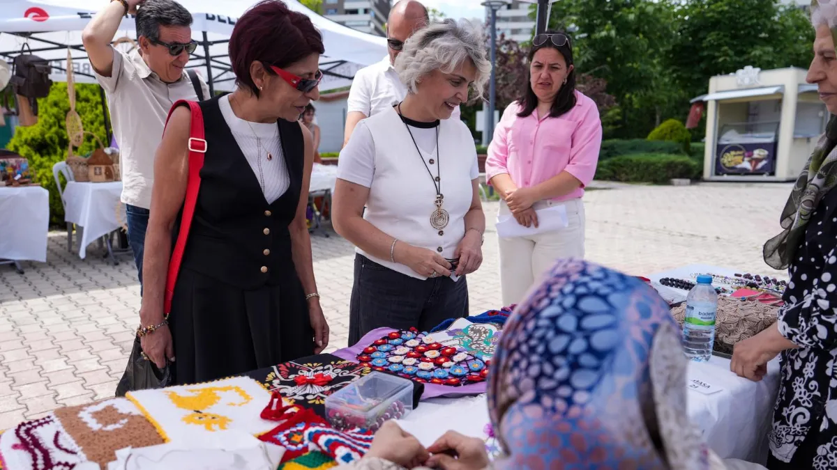Etimesgut’ta 13. Kadın Emeği Pazarı’na Yoğun İlgi