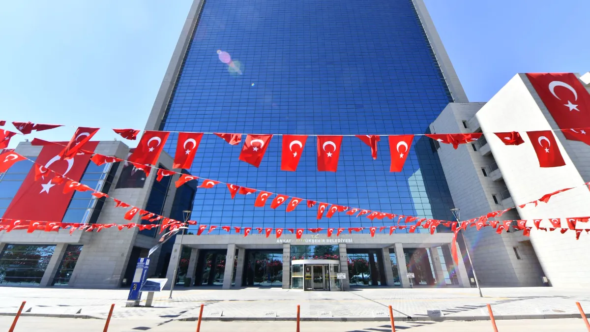 Fitch’ten ABB’ye Güçlü Mali Yapı Onayı: Ankara Büyükşehir, Türkiye’nin En Yüksek Kredi Notuna Sahip Belediyeleri Arasında