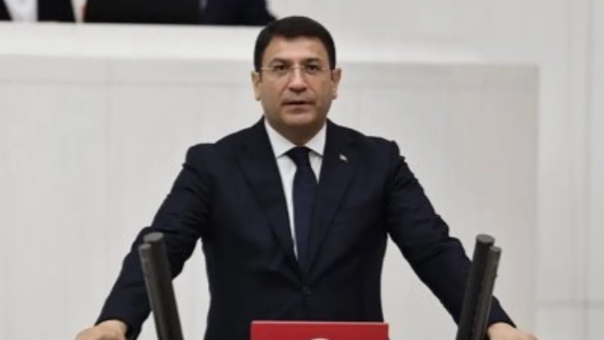 İdris Şahin'den Emekliler Günü'nde Temmuz Zammı Uyarısı: "İktidar Rakam Barikatlarının Arkasına Saklanamaz"