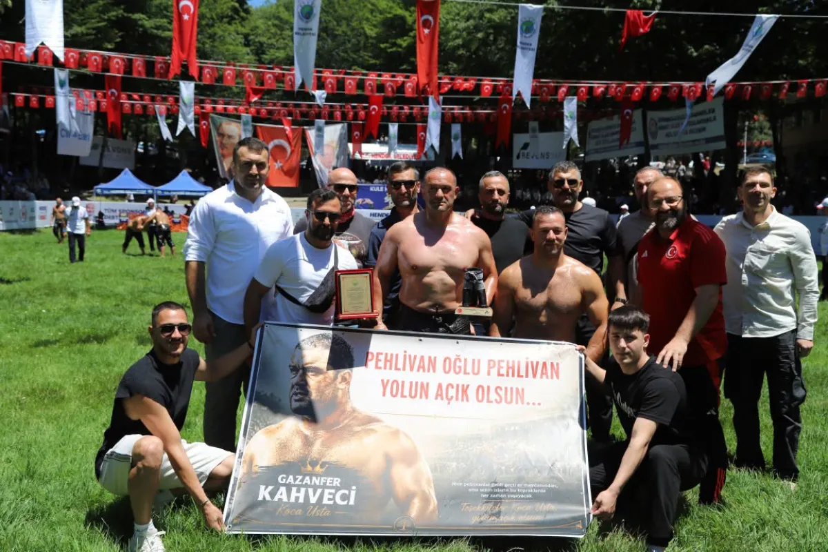 Sakarya Hendek Selman Dede Yağlı Güreşleri'nde 2026 başpehlivanı Güreş ağası  Belli Oldu!