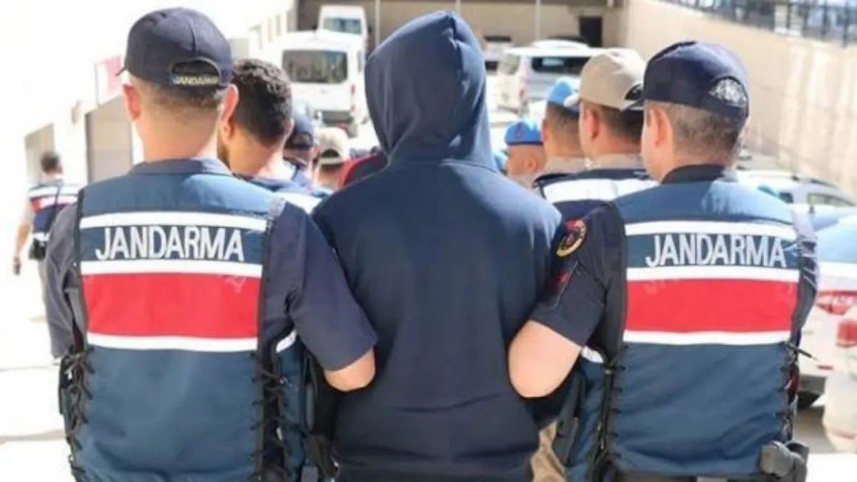 Isparta Yalvaç  Merkezli Dev Vurgun! Meyve Üreticilerini Böyle Dolandırmışlar: Hesaplardan 180 Milyon TL Çıktı!