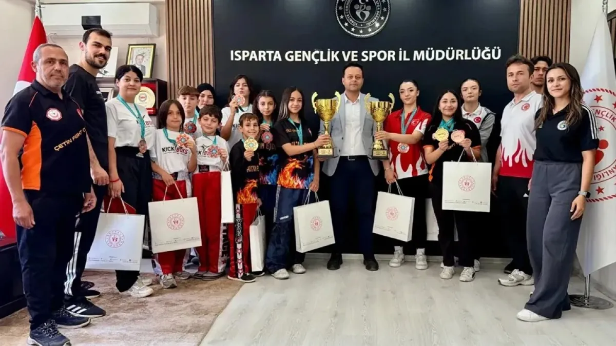 Ispartalı Kickboksçular Dünya Kupası’nda Derece Aldı