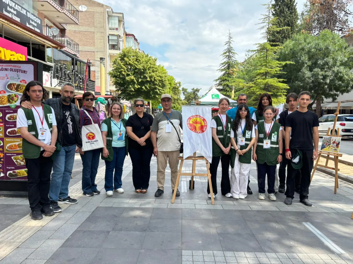 Burdur’da bağımlılıkla mücadele sergisi açıldı
