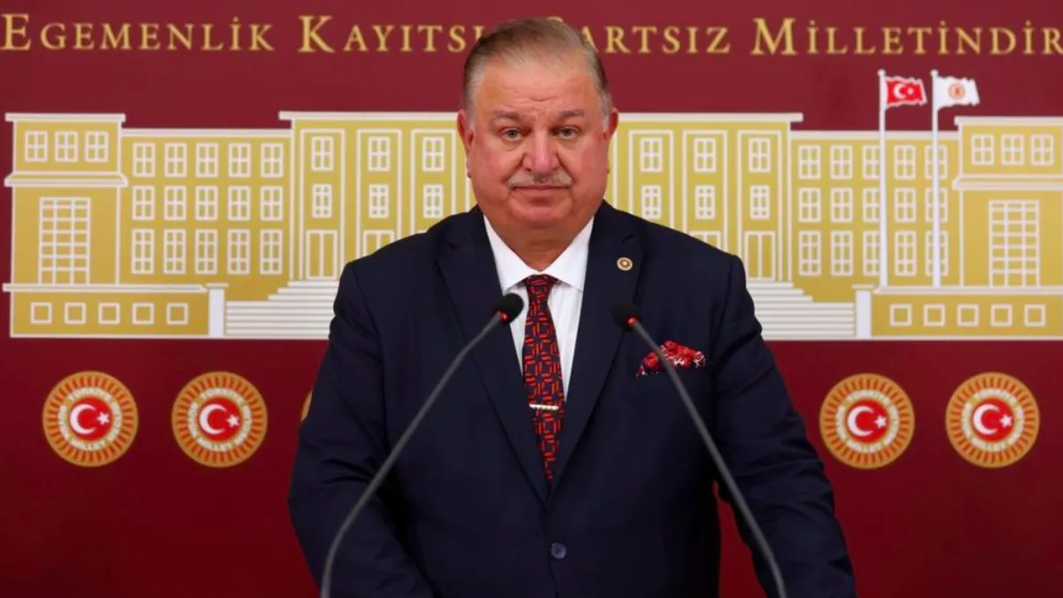 Kıbrıs'ta Stratejik Anlaşma Belgesi Tartışması: "Garantörlük Devre Dışı Bırakılıyor" İddiası
