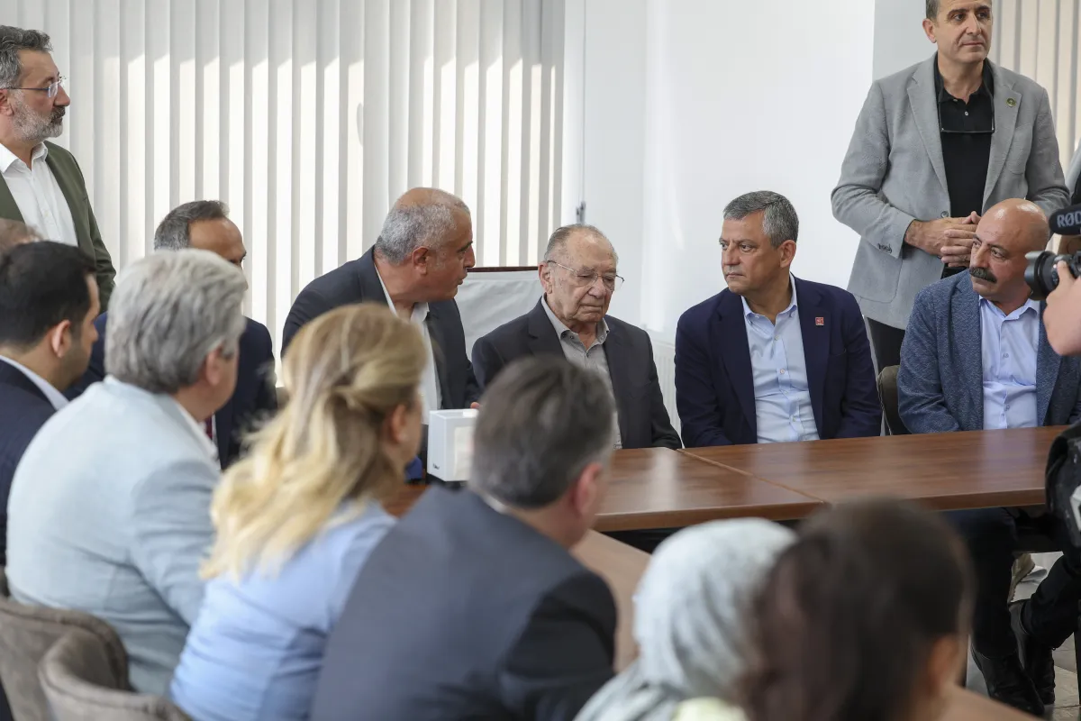CHP Lideri Özel, Uluslararası Alevilik Çalıştayı ve Rıza Şehri Buluşması’na Katıldı