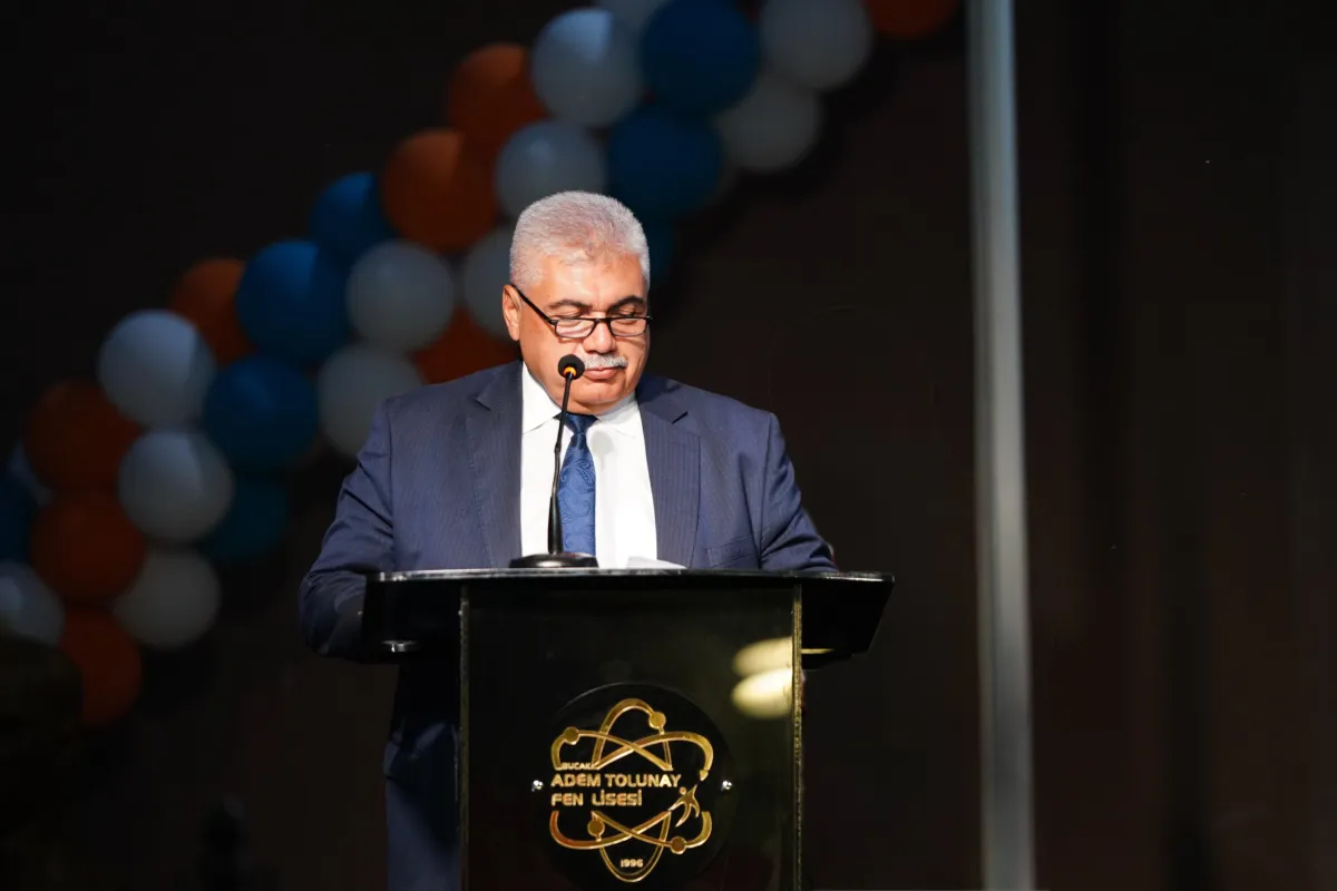 Adem Tolunay Fen Lisesi’nde Mezuniyet Heyecanı Yaşandı