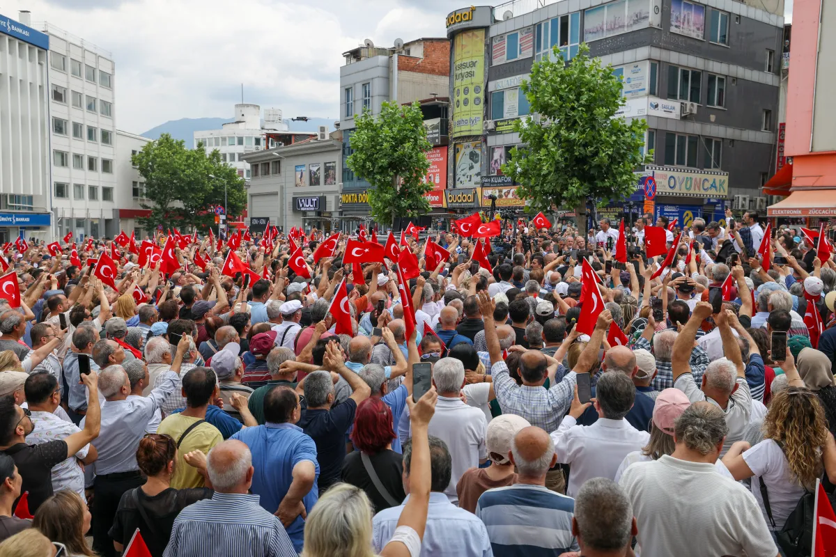 Özgür Özel Denizli'de Konuştu: “Bana İnanın, Bize Güvenin, Biz Başaracağız”