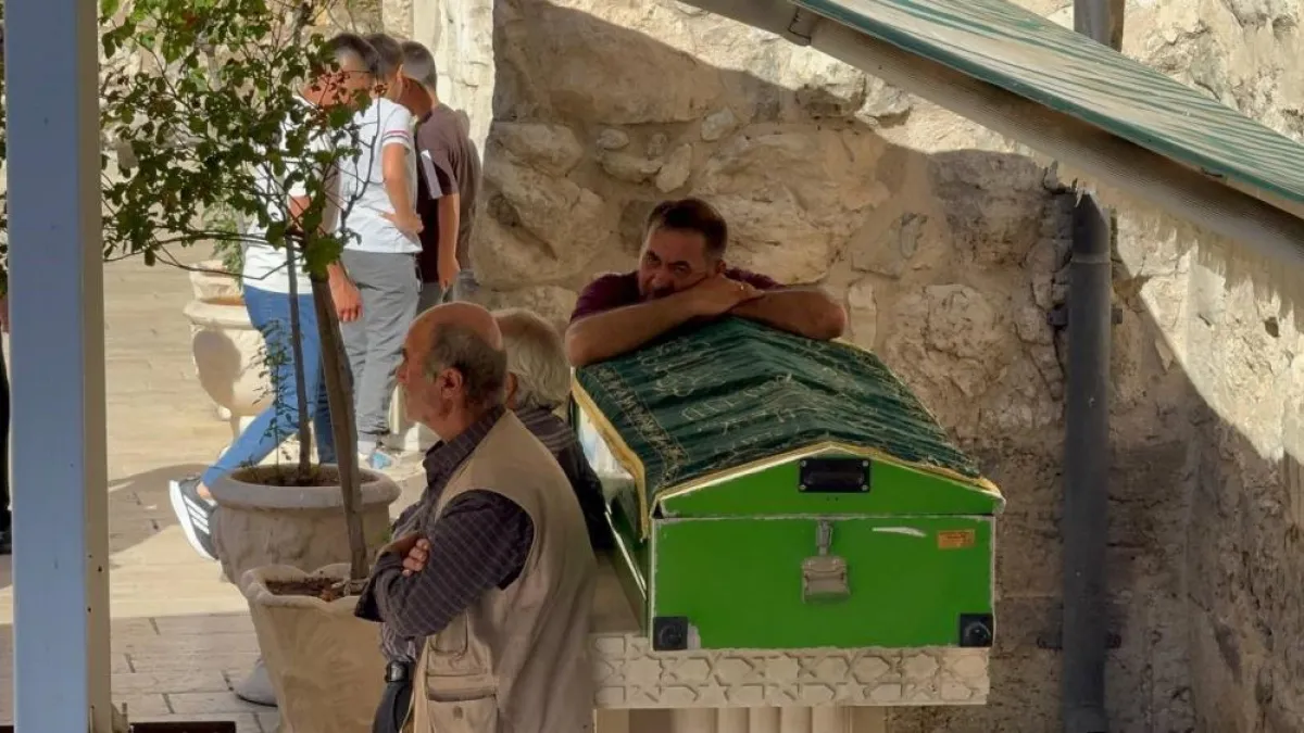 Eğirdir’de ölü bulunan genç toprağa verildi