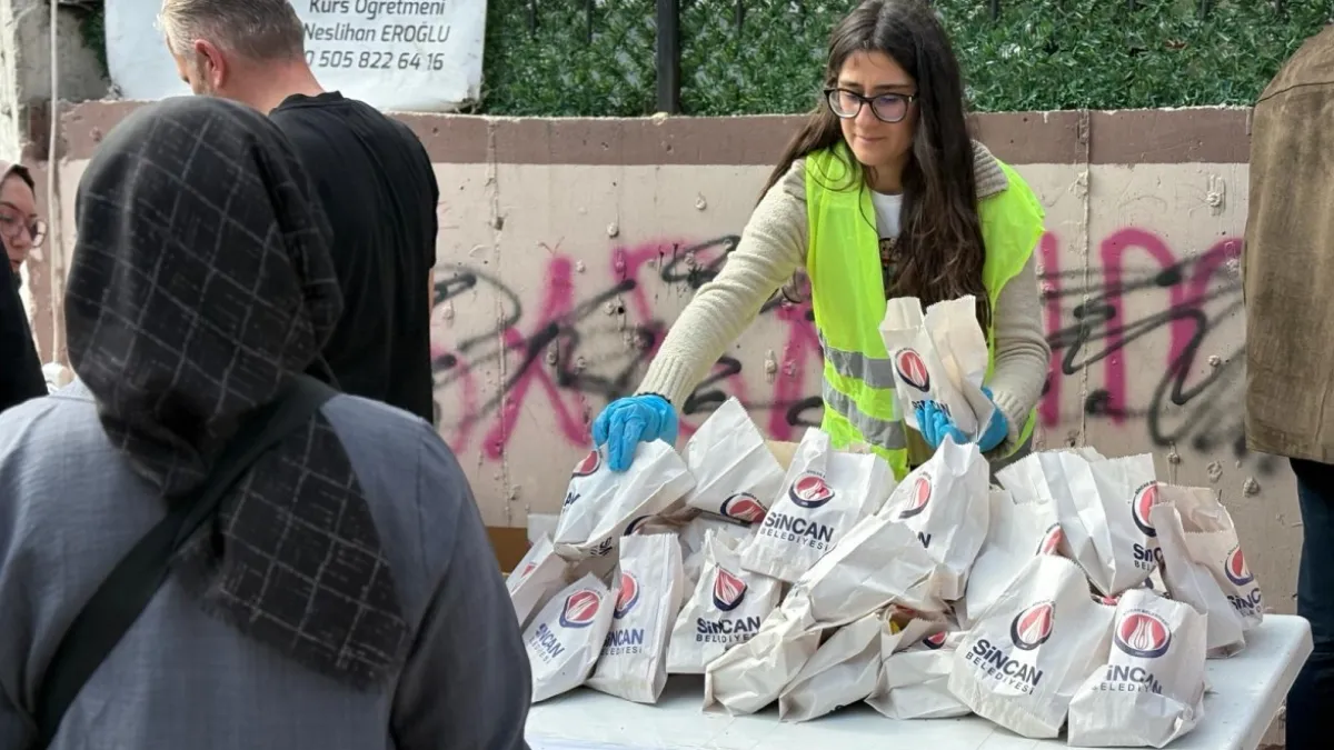 Sincan Belediyesi’nden YKS Öncesi Öğrencilere ve Velilere Kahvaltı İkramı
