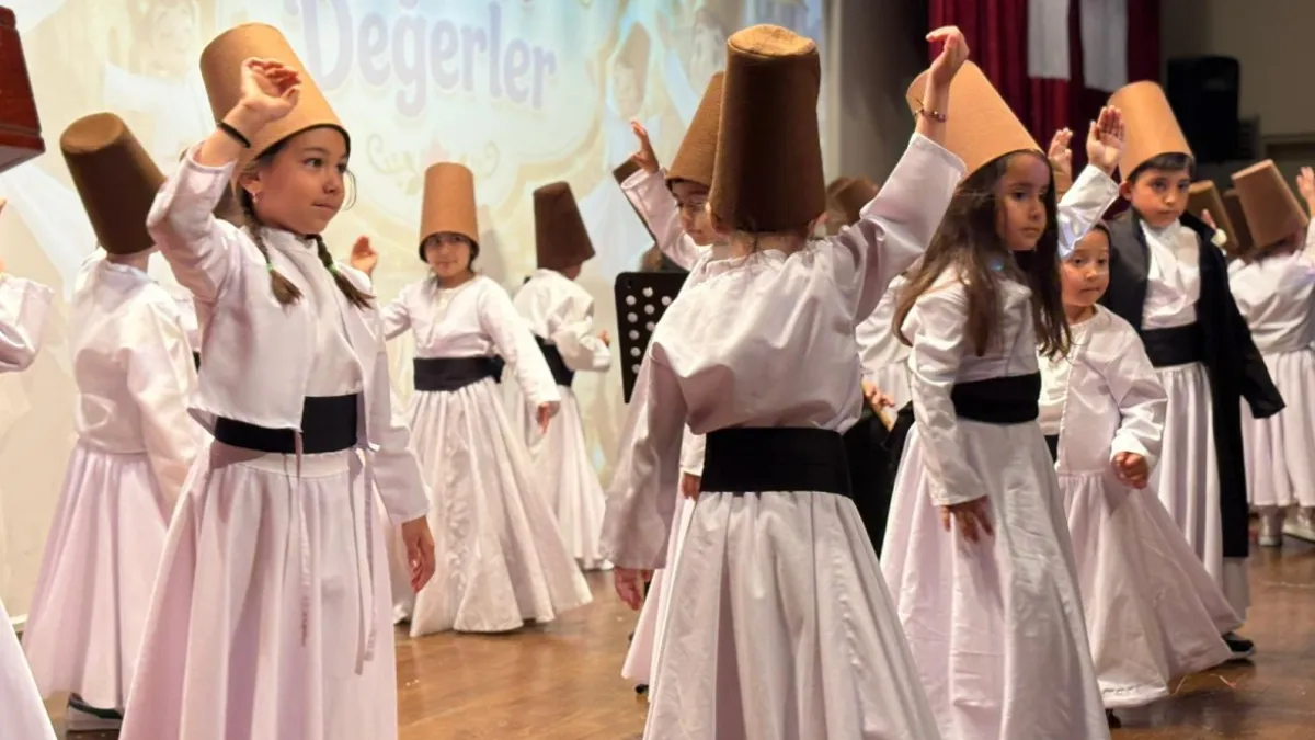 Sincanlı Miniklerden Manevi Değerler Şöleni