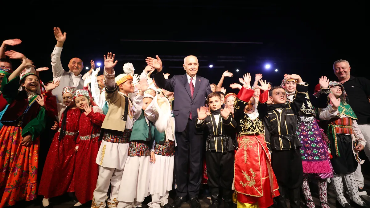 TUBİL Yılsonu Gösterisi Büyük Beğeni Topladı