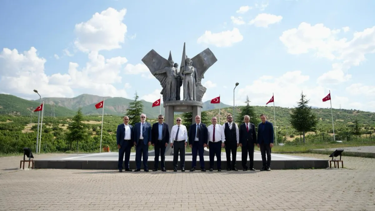 Ümit Özdağ: “Öcalan ile Şeyh Said Arasında Hiçbir Fark Yok”