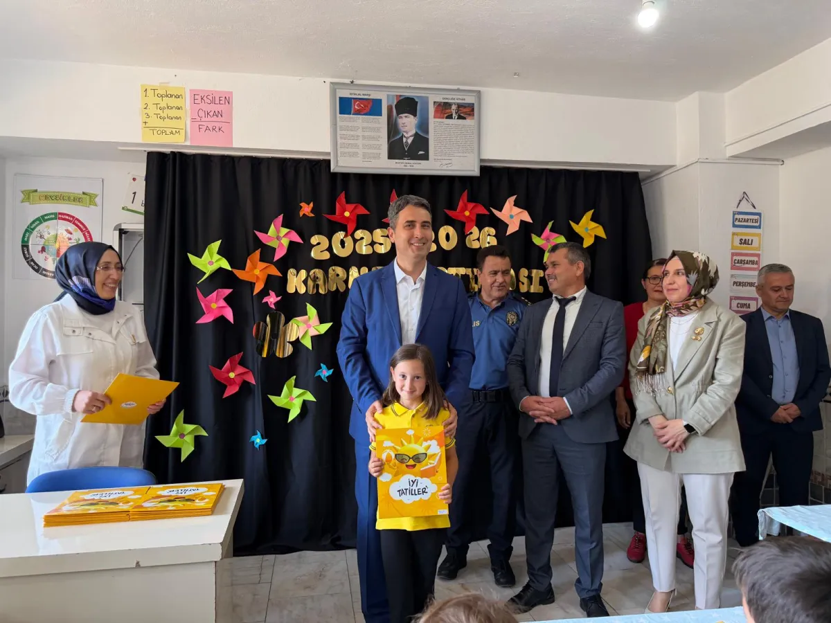 Bucak’ta 12 Bin 609 Öğrenci Karne Sevinci Yaşadı